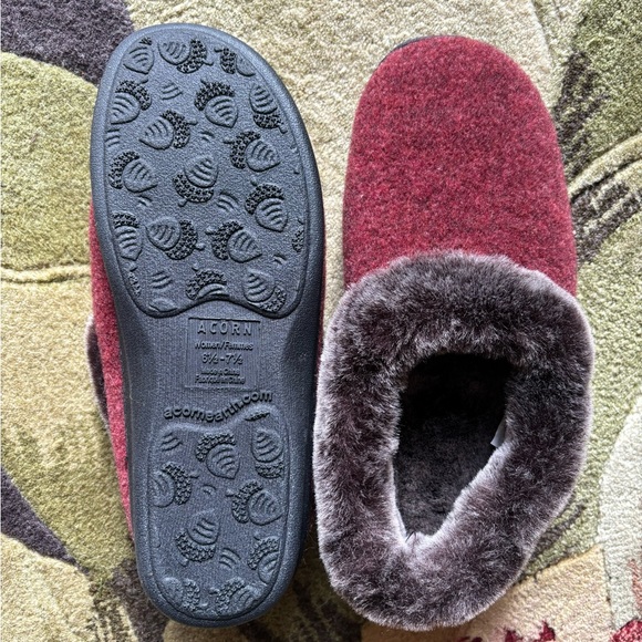 New ACORN Warm Slippers 6.5 - 7.5 Women’s NWT - Picture 3 of 7